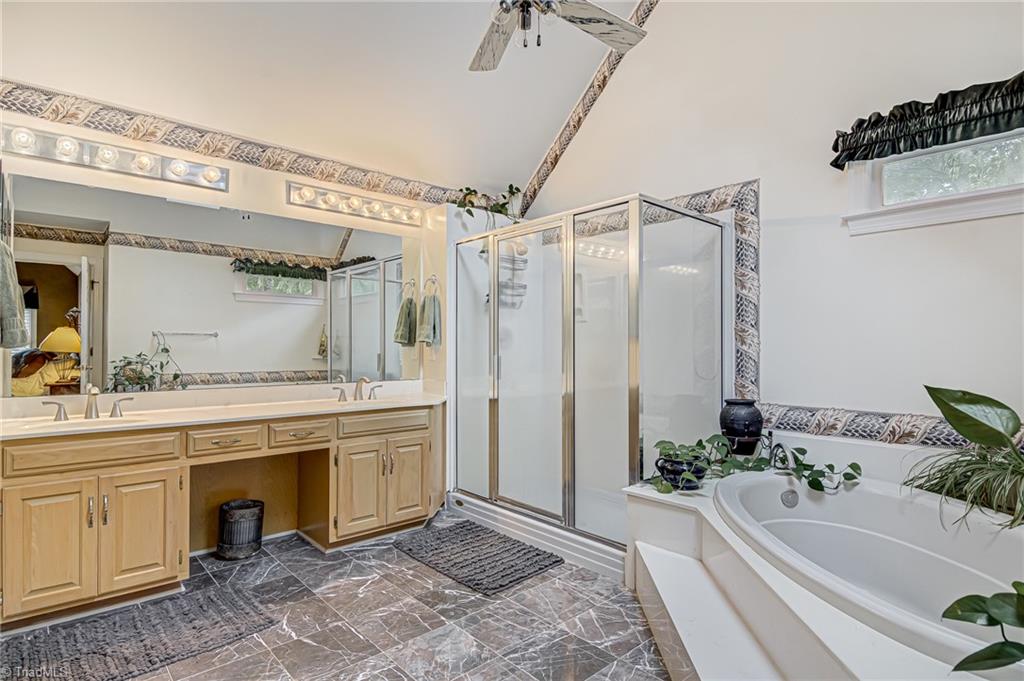 4472 Kendale Road High Point, NC 27265 - Photo 20 of 36 Large ensuite bathroom with double sink vanity!