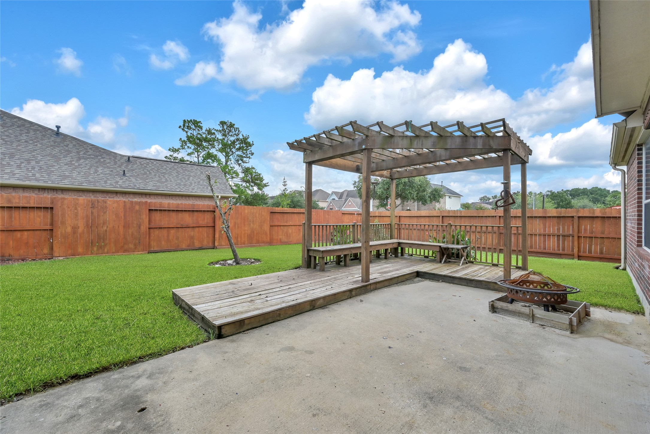 23202 Drywood Crossing Court Spring, TX 77373 - Photo 31 of 31 Nice Patio with Pergola