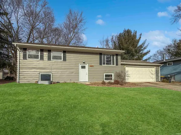 $329,000 | 220 Sharon Road, West Lafayette, IN 47906