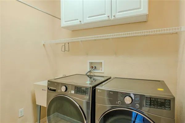 $2,700 | 12507 Burgess Hill Drive, Riverview, FL 33579