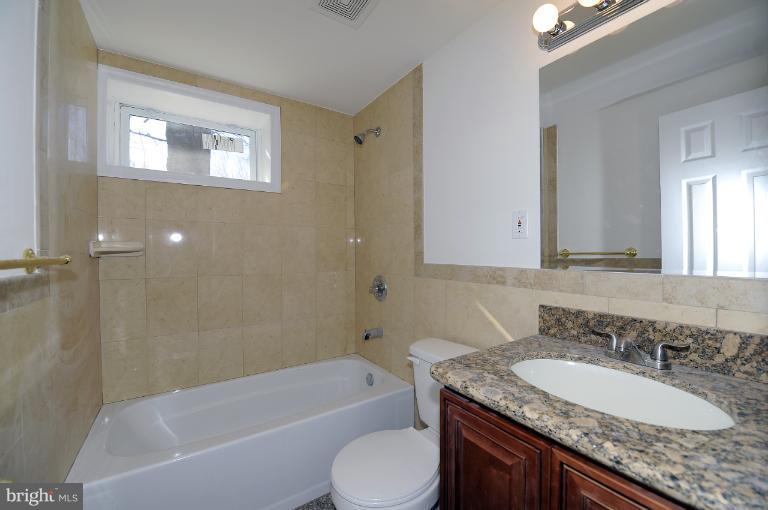 4809 Niagara Road College Park, MD 20740 - Photo 4 of 19 Bath