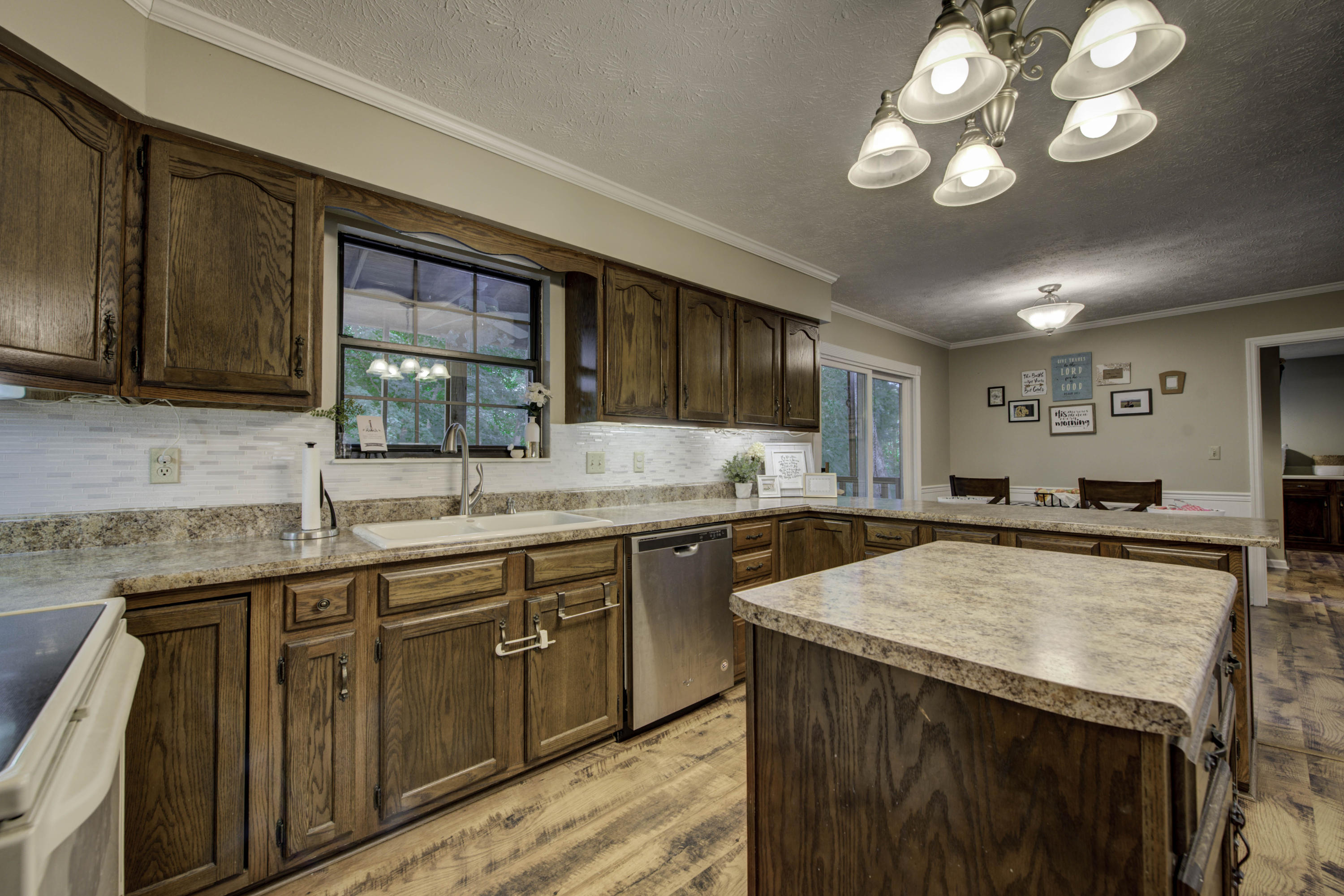 131 Claremont Road Oak Ridge, TN 37830 - Photo 8 of 38 8