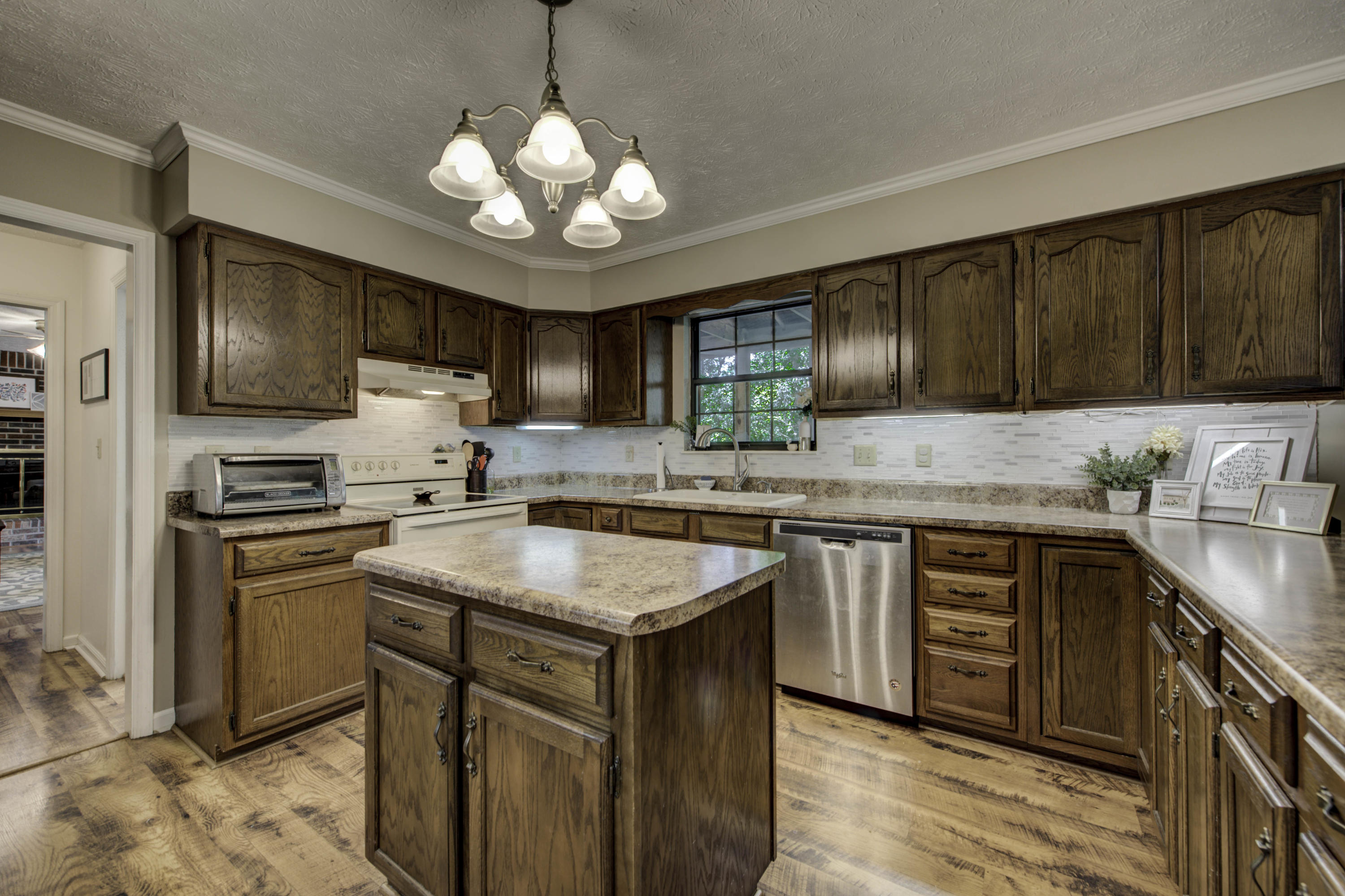 131 Claremont Road Oak Ridge, TN 37830 - Photo 9 of 38 9