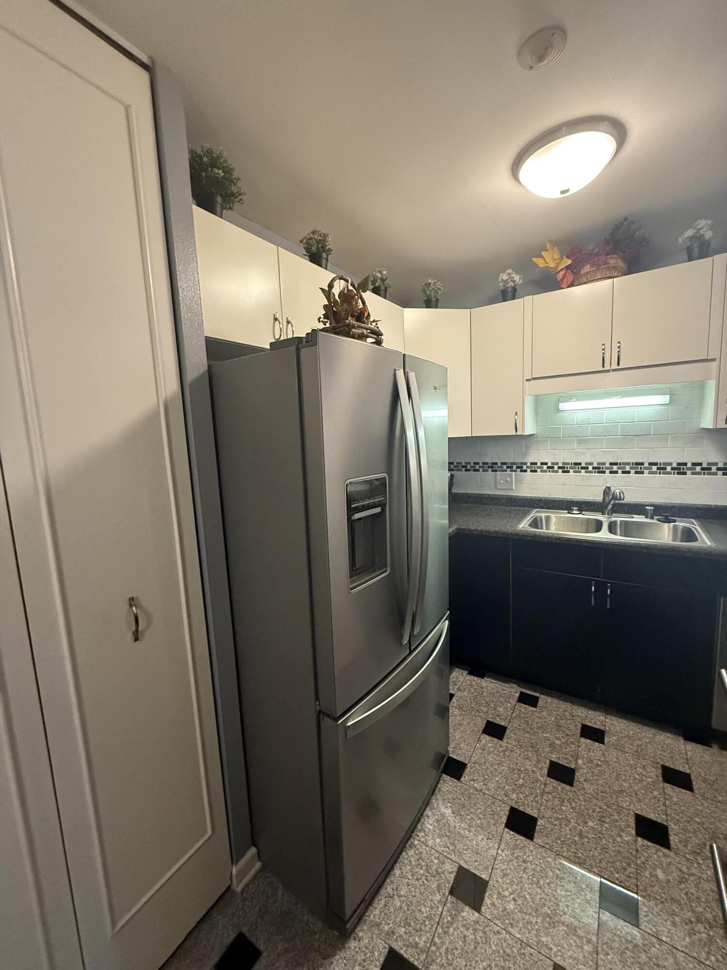 4155 West Rivers Edge Circle, Unit 13 Brown Deer, WI 53209 - Photo 17 of 37 IMG_7873