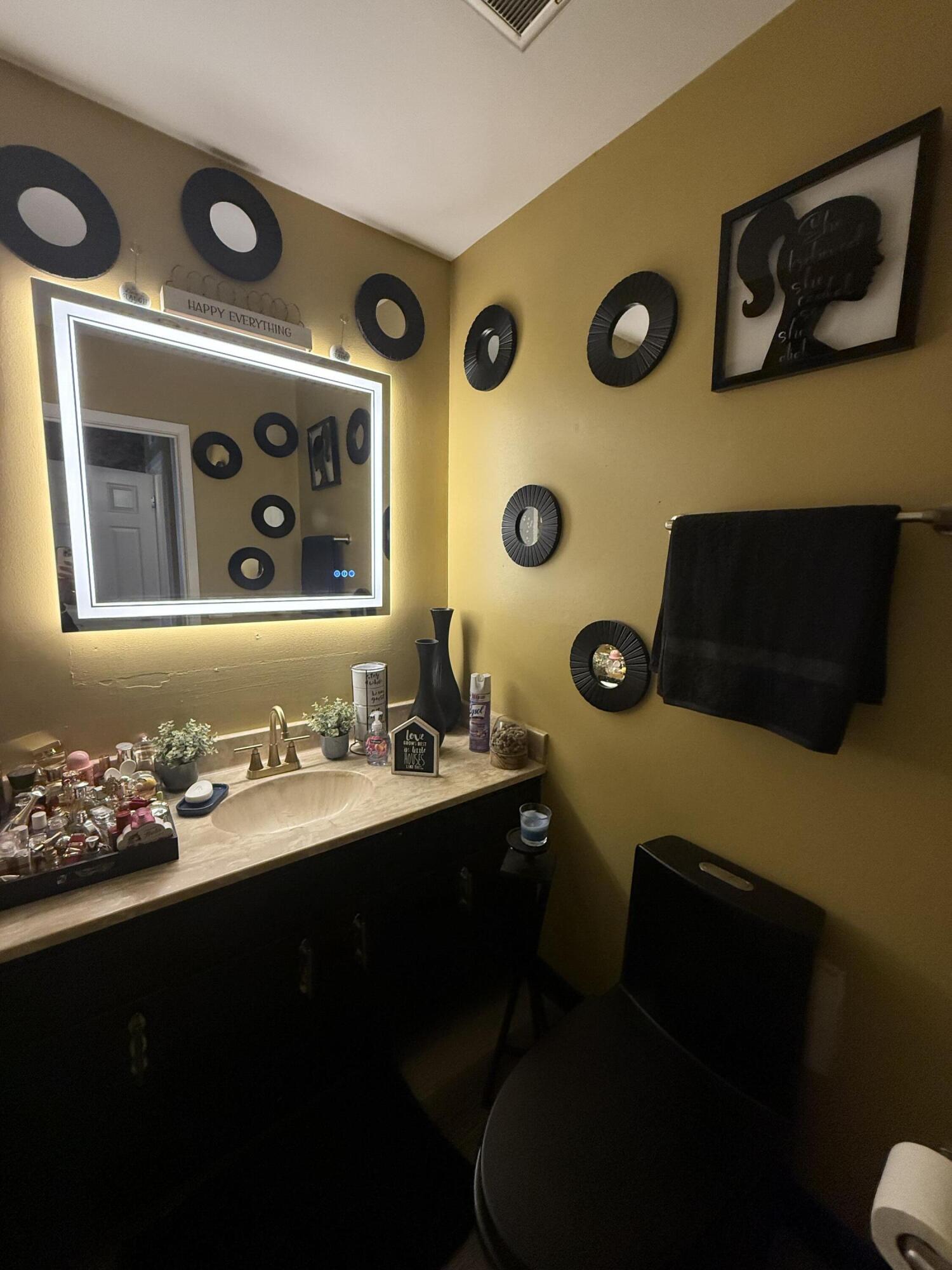 4155 West Rivers Edge Circle, Unit 13 Brown Deer, WI 53209 - Photo 25 of 37 IMG_7850