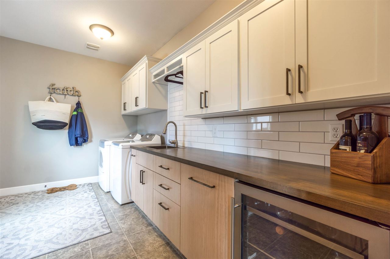 17528 East Apollo Road Greenacres, WA 99016 - Photo 11 of 42 Gallery Image 11