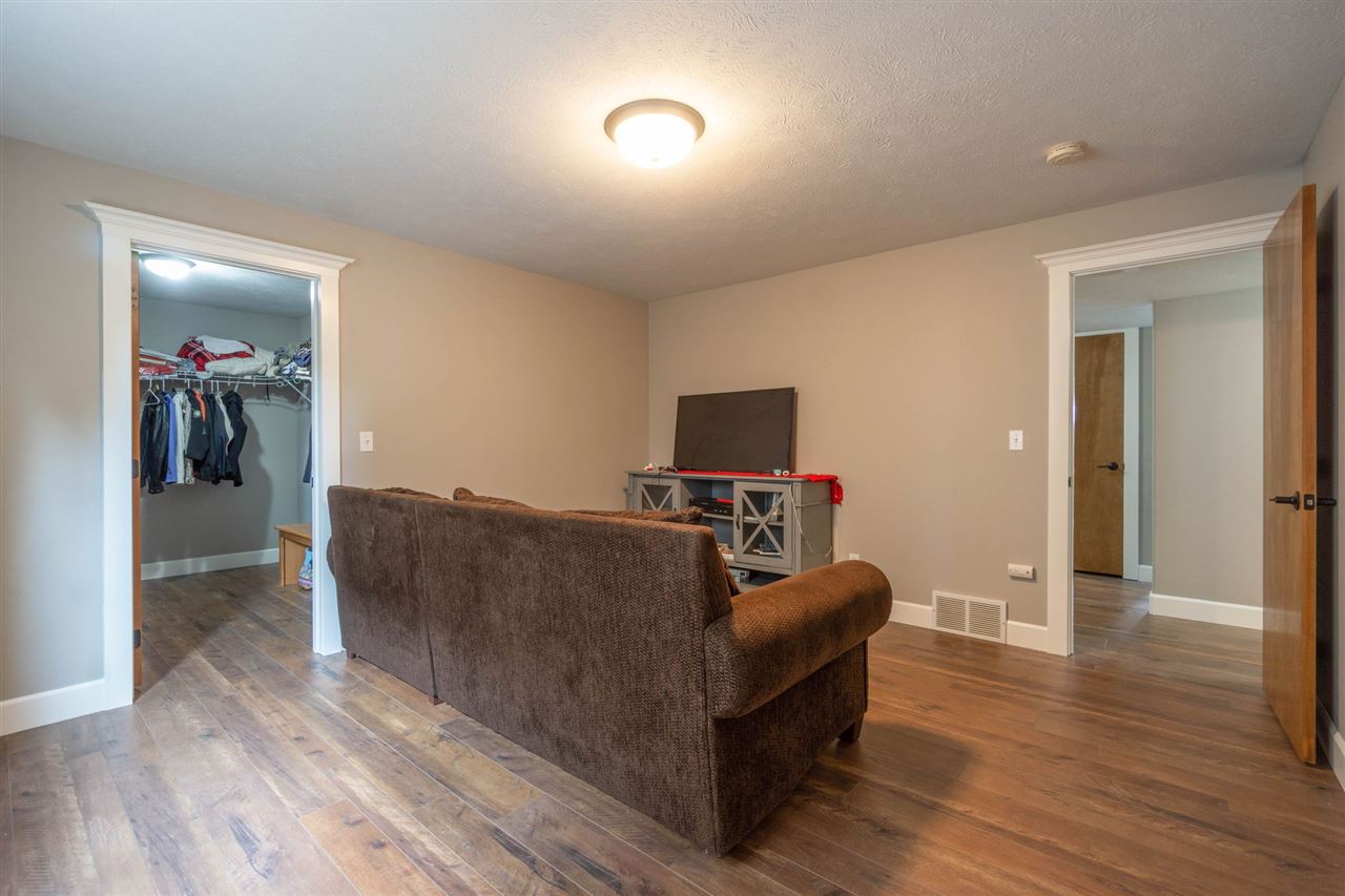 17528 East Apollo Road Greenacres, WA 99016 - Photo 33 of 42 Gallery Image 33