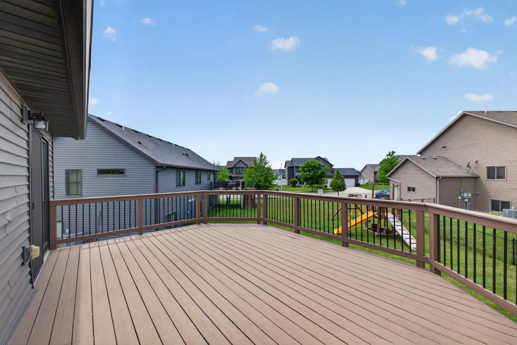 2287 Phoenix Road Southwest Rochester, MN 55902 - Photo 3 of 35
