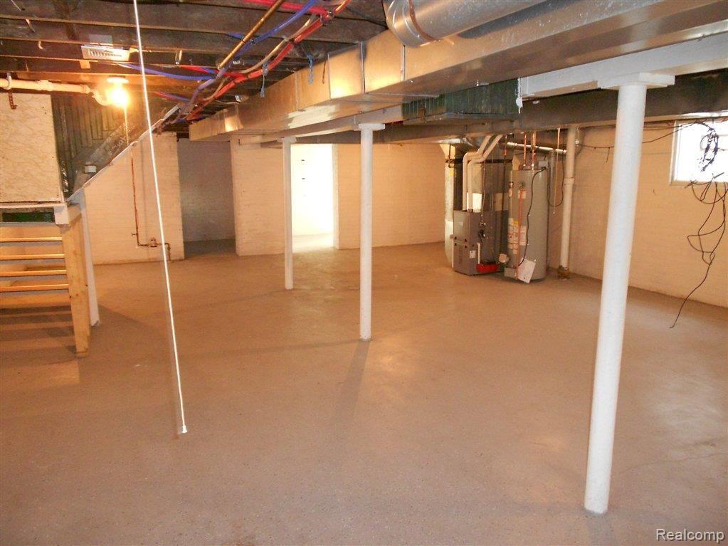 54 Pine Street River Rouge, MI 48218 - Photo 18 of 18 Spacious Basement