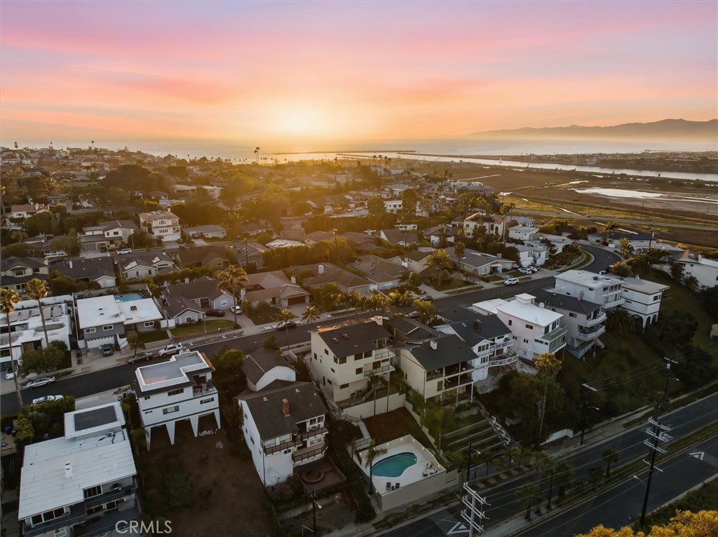 8140 Calabar Avenue Playa del Rey, CA 90293 - Photo 54 of 59 an aerial view of multiple house