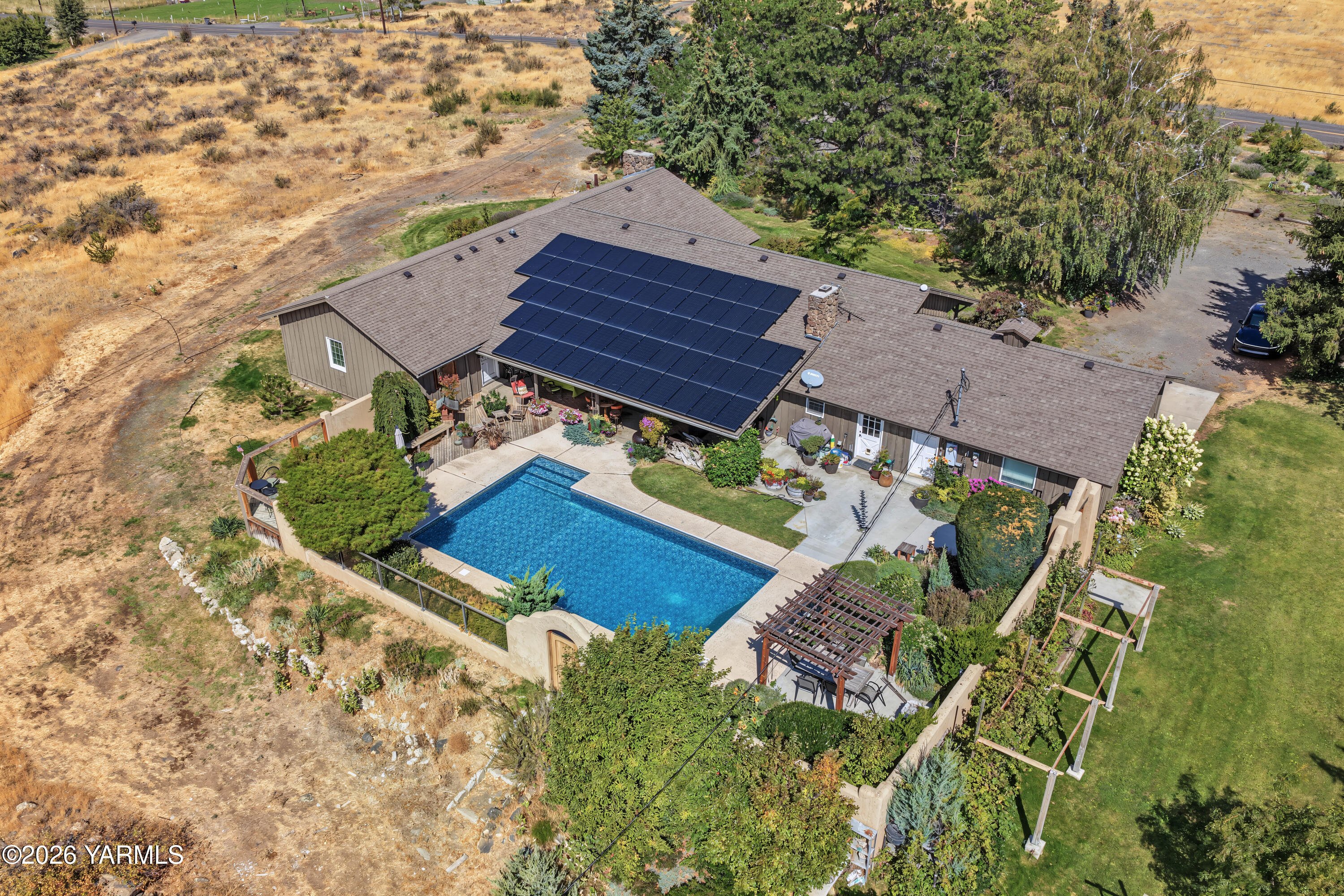 1180 Dilley Road Tieton, WA 98947 - Photo 39 of 42 74_drone-low