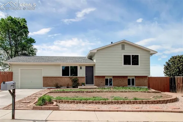 $359,900 | 7305 Loveland Avenue, Fountain, CO 80817