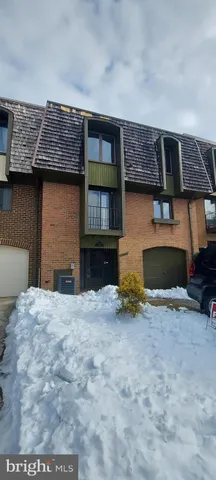 $2,850 | 9505 Fern Hollow Way, Montgomery Village, MD 20886