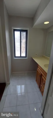 $2,850 | 9505 Fern Hollow Way, Montgomery Village, MD 20886