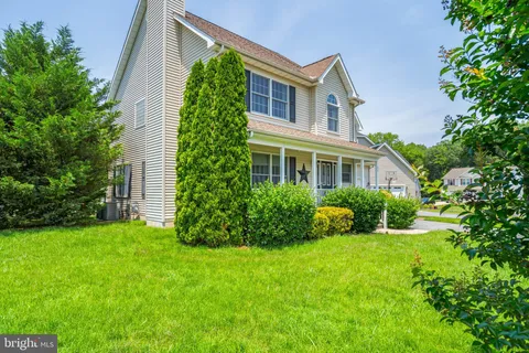 $385,000 | 25 Farmhouse Trail, Felton, DE 19943