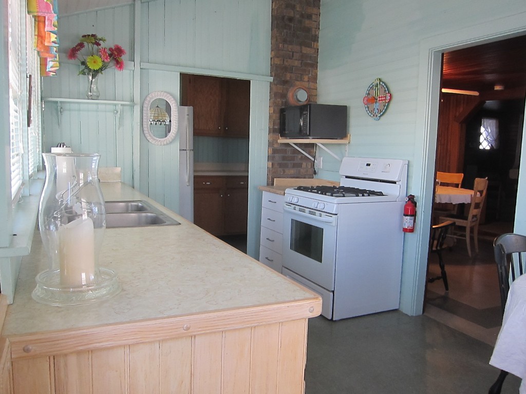 131 Turner Road Scituate, MA 02066 - Photo 6 of 29