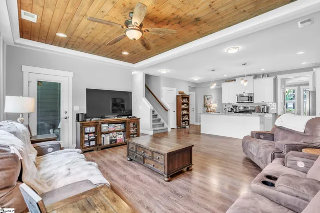 $380,000 | 542 Drayton Hall Boulevard, Duncan, SC 29334