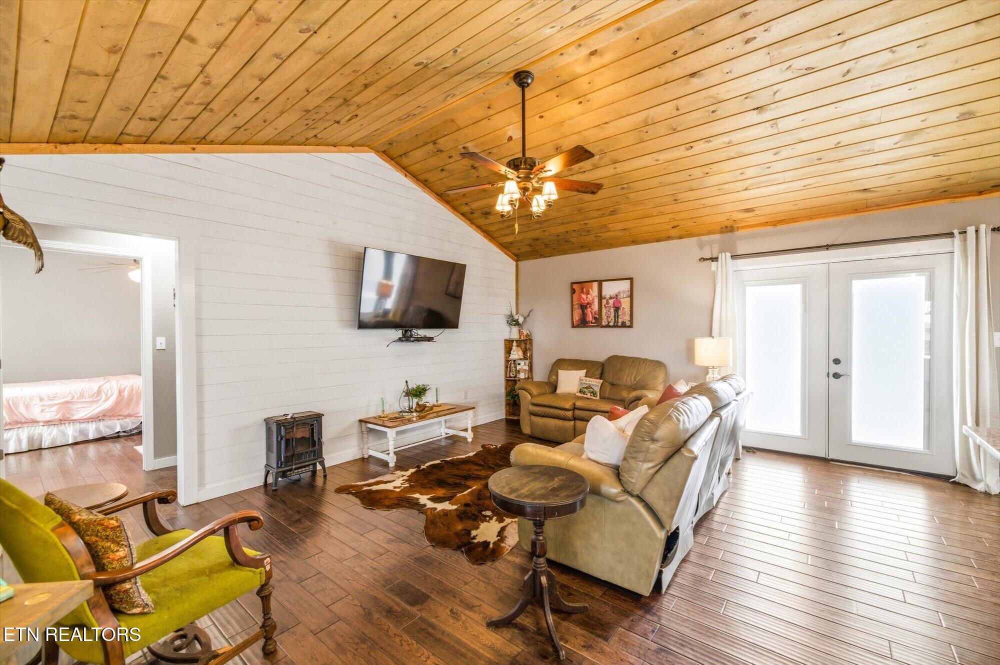 14000 Flatwoods Road Sweetwater, TN 37874 - Photo 18 of 58 11-14000-Flatwoods-Rd-Sweetwater-TN-11