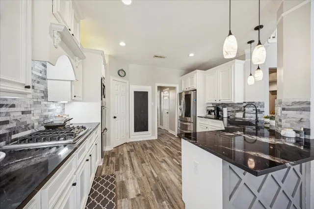 $3,600 | 3010 Gorom Court, Pearland, TX 77584