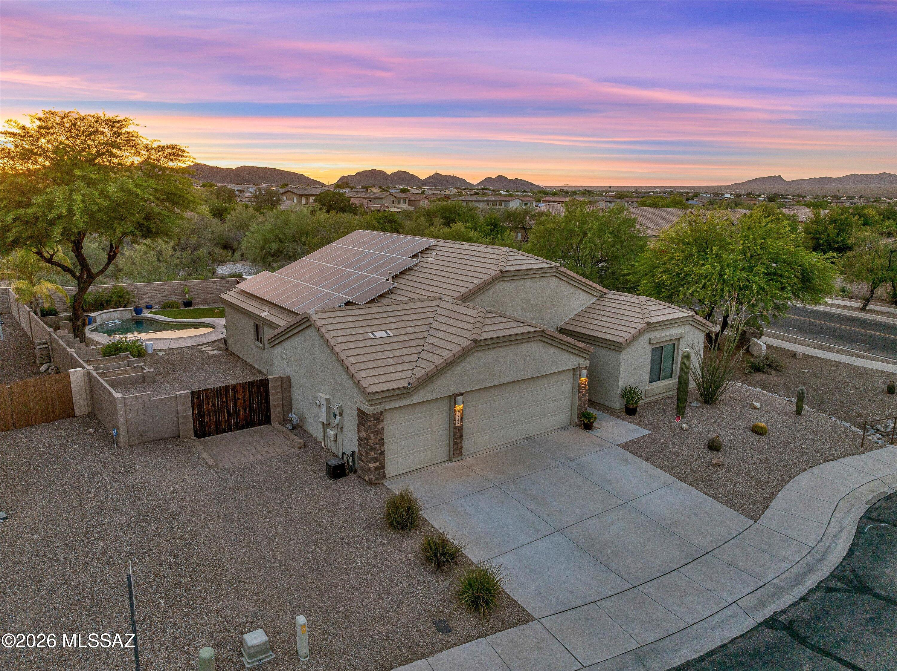 7169 West Oracle Ridge Trail Tucson, AZ 85743 - Photo 48 of 51 54-Aerial Front