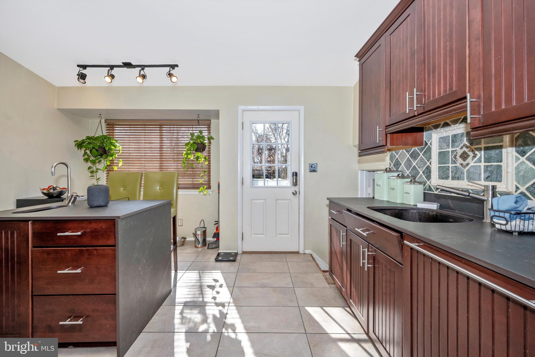 6604 Greyswood Road Bethesda, MD 20817 - Photo 15 of 61 Gallery Image 15