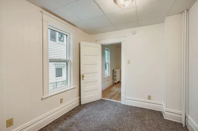 $2,499 | 595 Hawthorne Avenue East, St. Paul, MN 55130