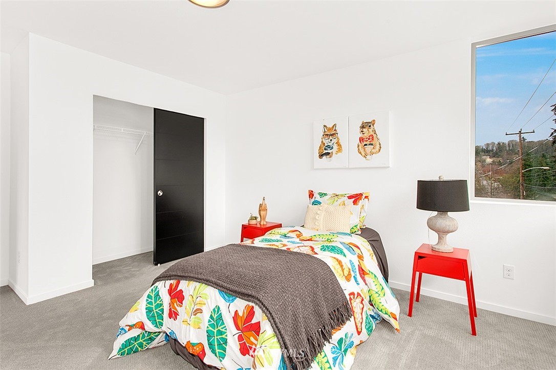 2838 Southwest Genesee Street, Unit A Seattle, WA 98126 - Photo 15 of 24 Gallery Image 15