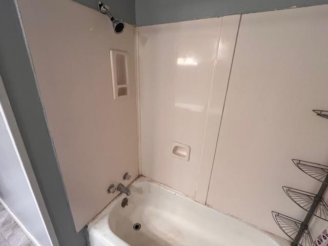 136 Northwest Ave F Hamlin, TX 79520 - Photo 14 of 27 a bathroom with a tub and shower