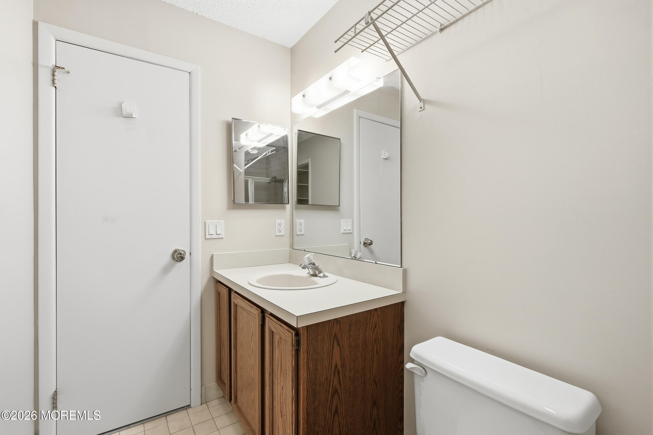 237 Ravenswood Road Englishtown, NJ 07726 - Photo 32 of 37 042