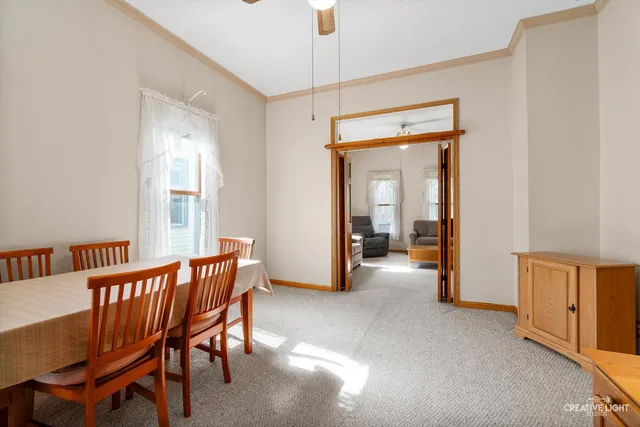 $209,900 | 261 Perry Street, Elgin, IL 60123