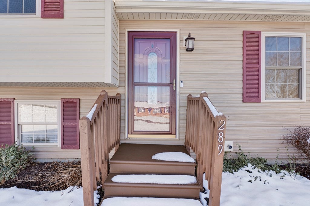 289 Whispering Pines Road Max Meadows, VA 24360 - Photo 8 of 46 Gallery Image 8