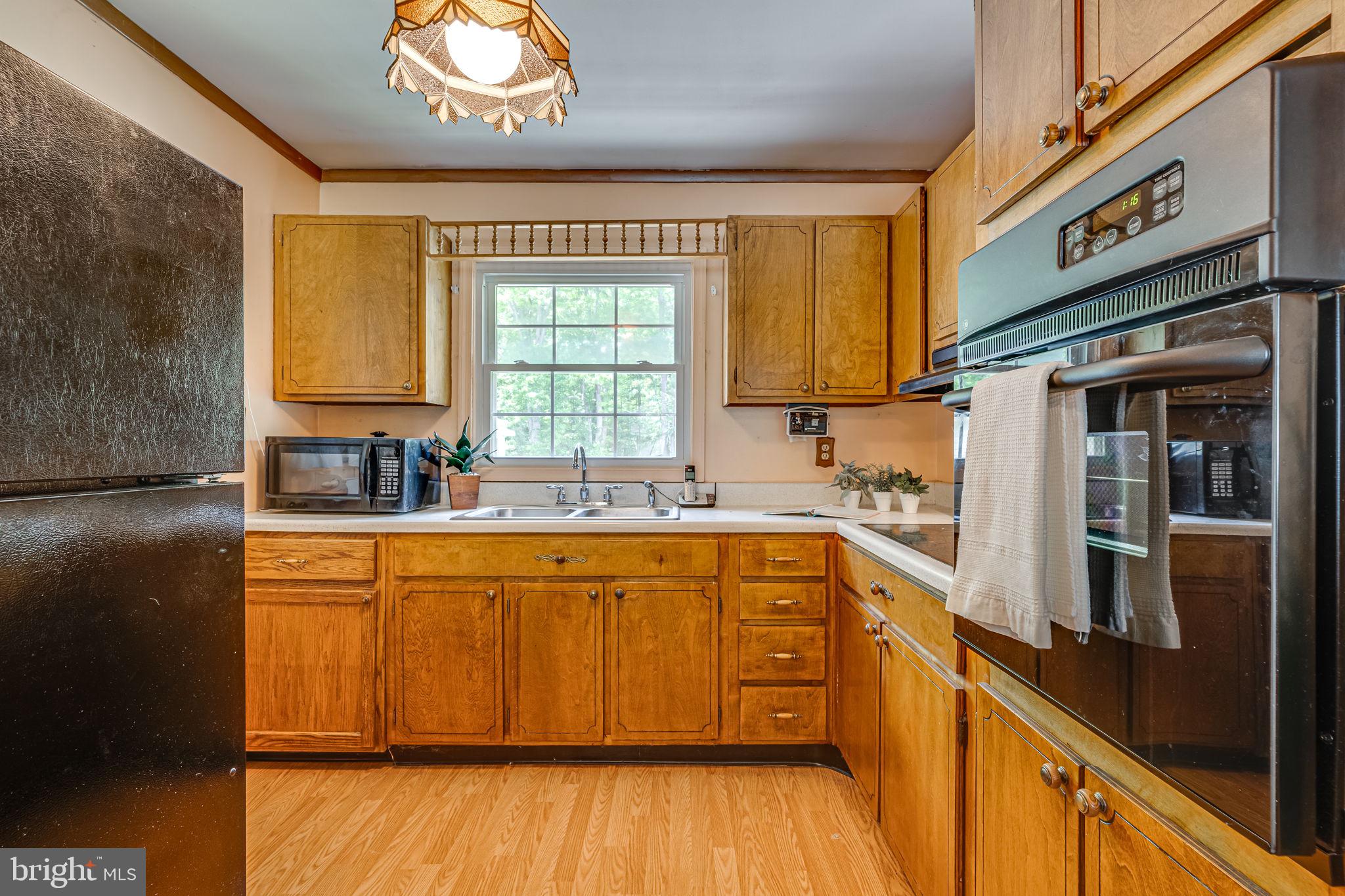 44082 Louisdale Road California, MD 20619 - Photo 16 of 35 kitchen