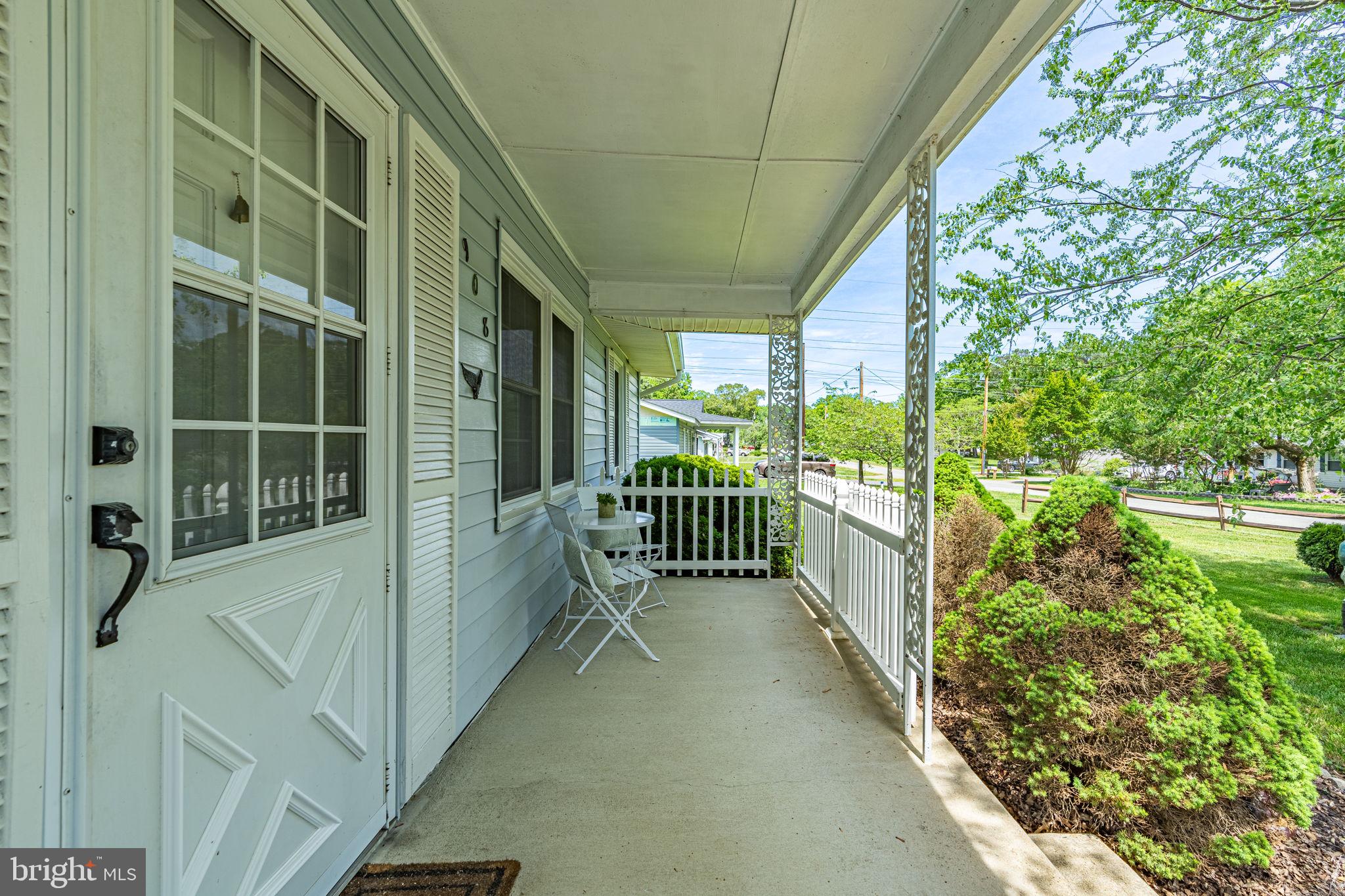 44082 Louisdale Road California, MD 20619 - Photo 30 of 35 Porch