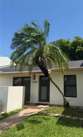 $2,500 | 12305 Southwest 115th Terrace, Miami, FL 33186