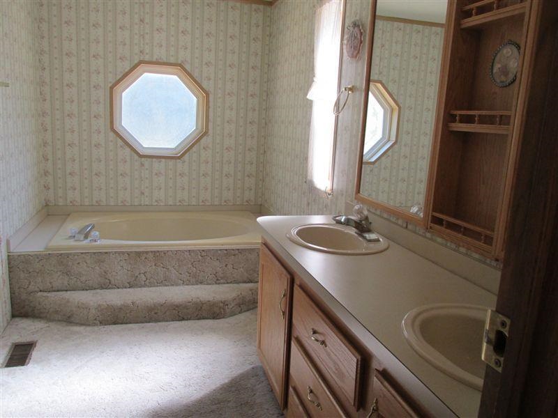 2242 Cedonia-Addy Road Addy, WA 99101 - Photo 12 of 20