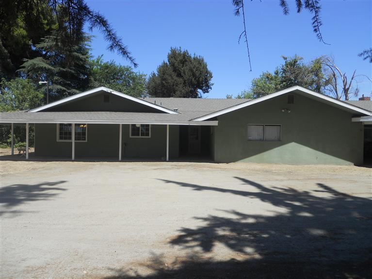 42586 Road 48 Reedley, CA 93654 - Photo 12 of 13