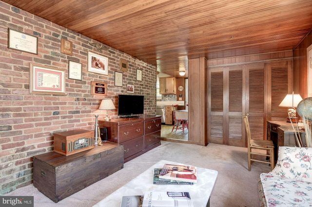 $870,000 | 5318 Sangamore Road, Bethesda, MD 20816