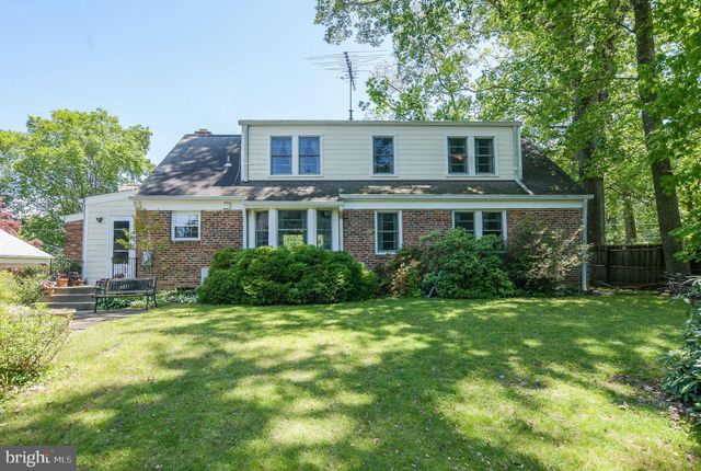 $870,000 | 5318 Sangamore Road, Bethesda, MD 20816