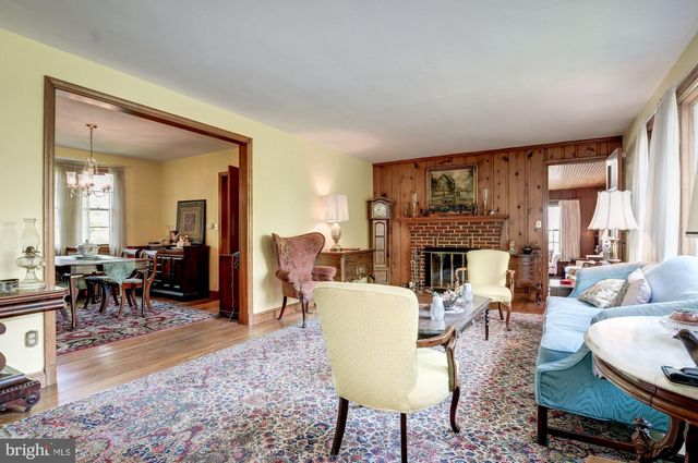 $870,000 | 5318 Sangamore Road, Bethesda, MD 20816