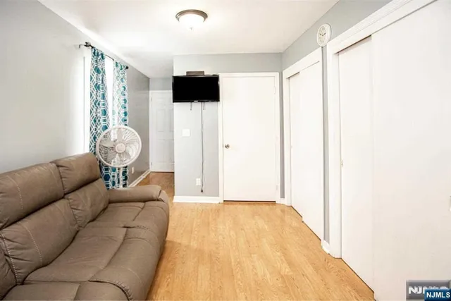 $1,650 | 14 Green Court, Lodi, NJ 07644