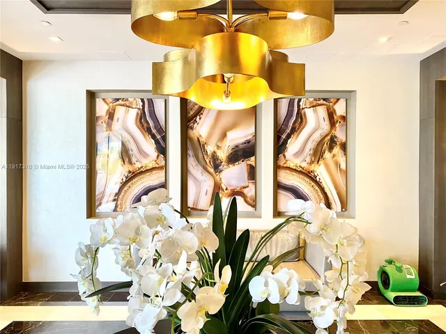 $2,300 | 20505 East Country Club Drive, Unit 336, Aventura, FL 33180