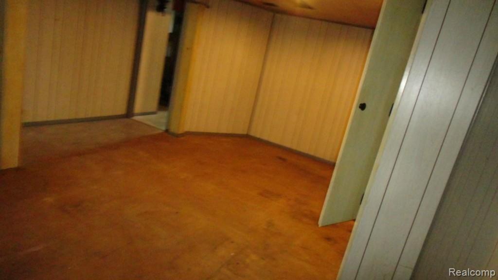 2919 Mackin Road Flint, MI 48504 - Photo 13 of 35 DSC03165.jpg
