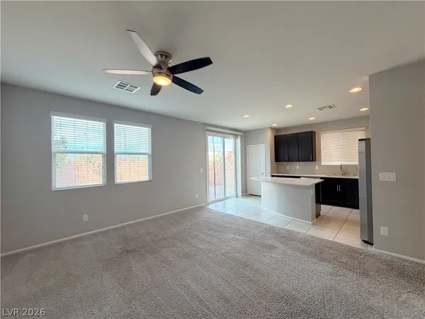 $2,250 | 9386 West Barcoloba Avenue, Las Vegas, NV 89148