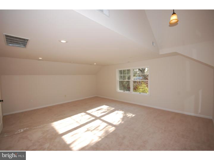 1067 Delene Road Jenkintown, PA 19046 - Photo 22 of 25 Gallery Image 22