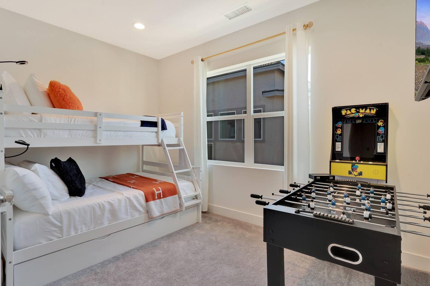 84635 Lago Brezza Drive Indio, CA 92203 - Photo 15 of 39 a bedroom with a bed and a window