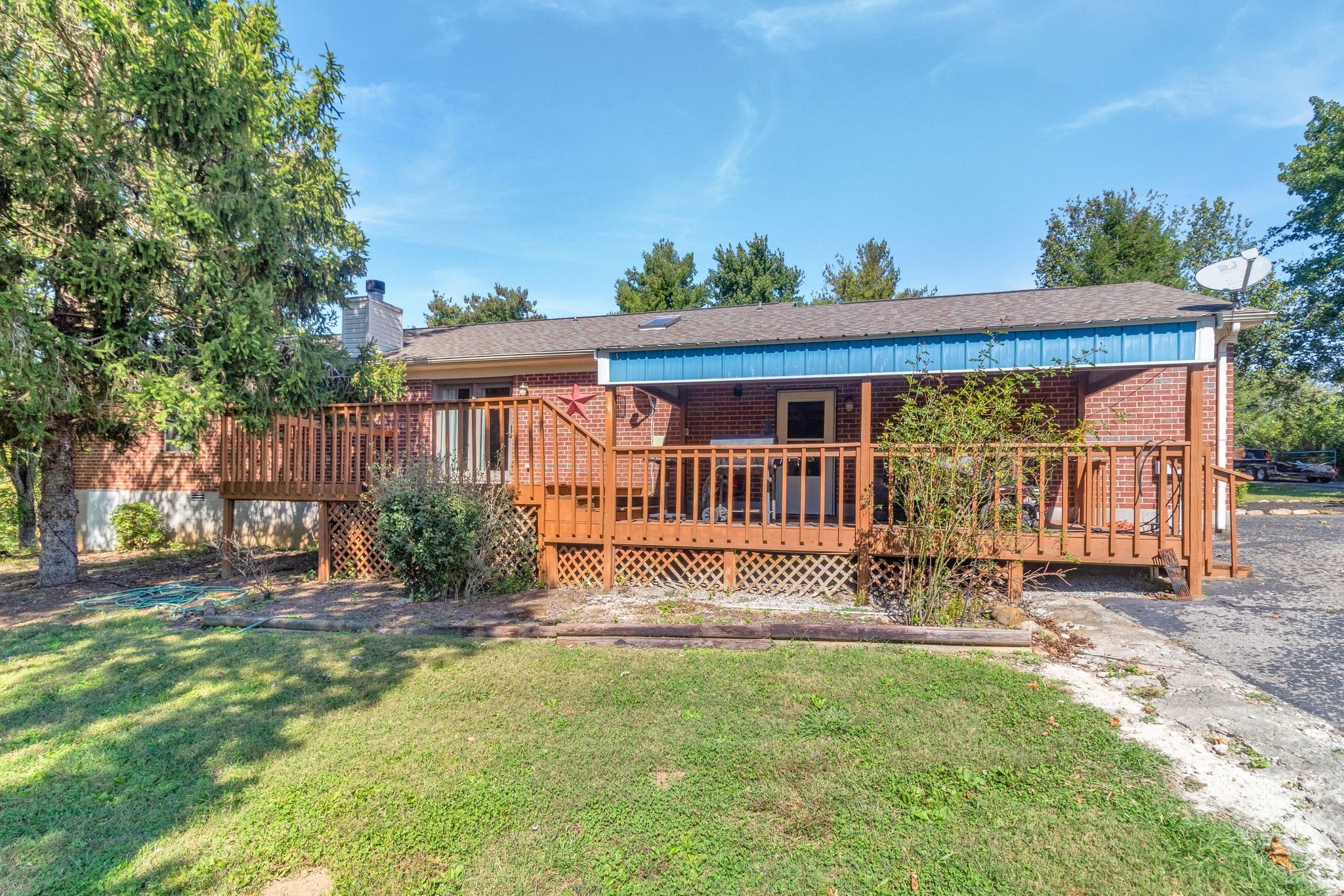 10373 Spanntown Road Arrington, TN 37014 - Photo 10 of 23 a front view of a house with a yard patio