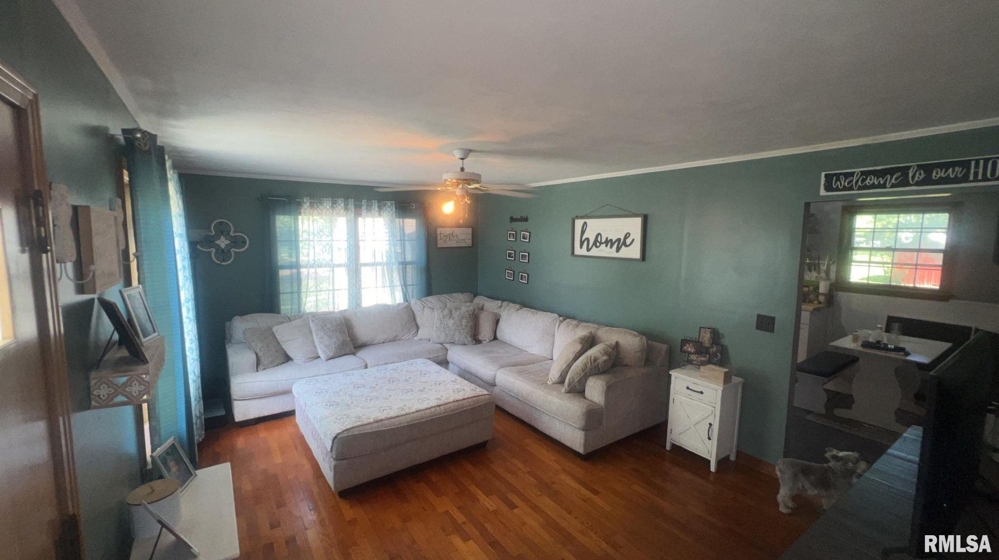 709 West Webster Street Benton, IL 62812 - Photo 13 of 38