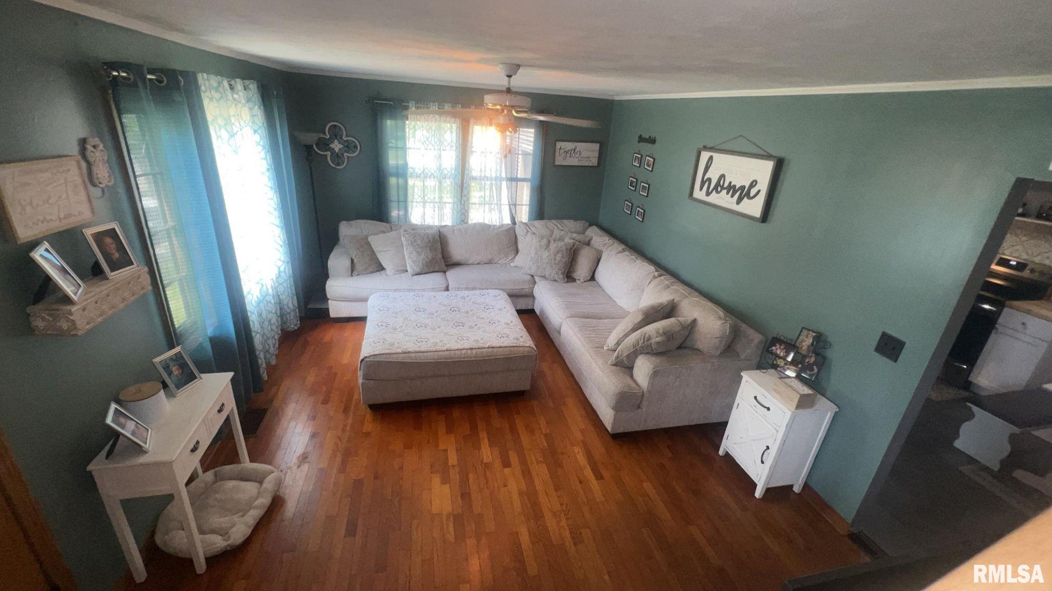 709 West Webster Street Benton, IL 62812 - Photo 14 of 38