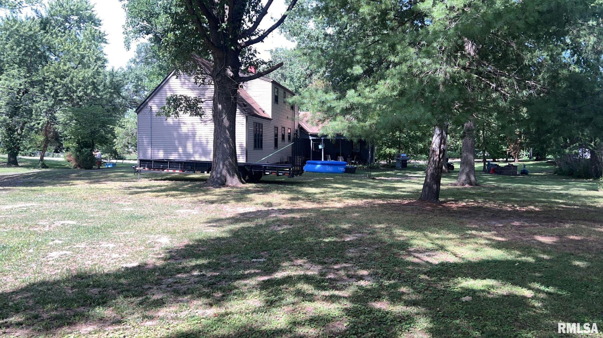 709 West Webster Street Benton, IL 62812 - Photo 8 of 38