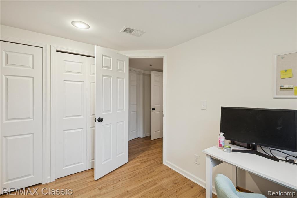 5594 Harper Road Holt, MI 48842 - Photo 24 of 53 Gallery Image 24